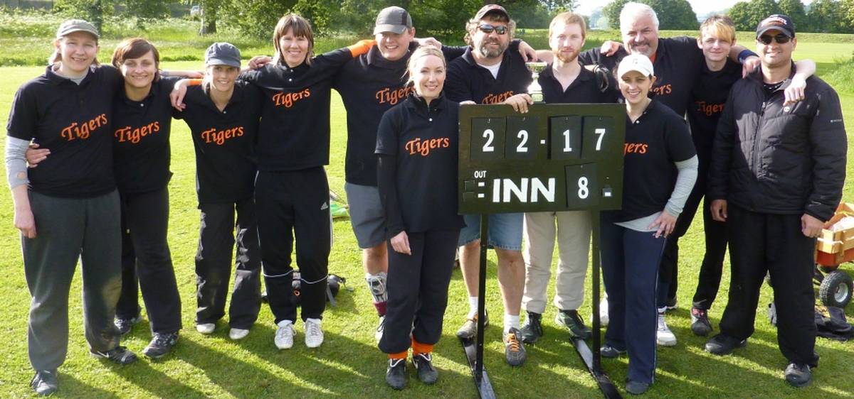 Tigers Softball Red Rose Winners 2011